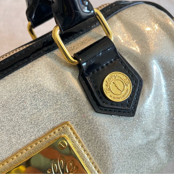 Betseyville Silver Glitter Paten Small Bag Satchel Punk Rockabilly Heart Tag - Picture 6 of 16